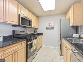 2726 Gallows Road 510, Vienna VA 22180