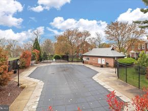 3082 Abingdon Street C1, Arlington VA 22206