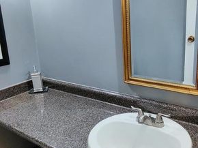 250 S Reynolds Street 502, Alexandria VA 22304