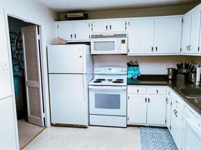 250 S Reynolds Street 502, Alexandria VA 22304