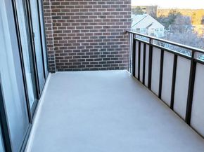 250 S Reynolds Street 502, Alexandria VA 22304