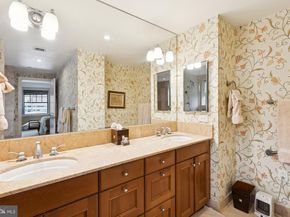 1701 Locust Street 1704, Philadelphia PA 19103