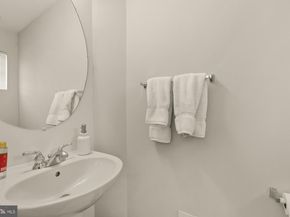 1887 Crescent Park Drive 111A, Reston VA 20190