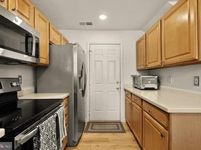 1887 Crescent Park Drive 111A, Reston VA 20190