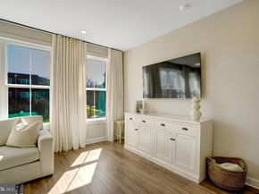 5369 8TH Road S, Arlington VA 22204