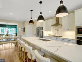 5369 8TH Road S, Arlington VA 22204