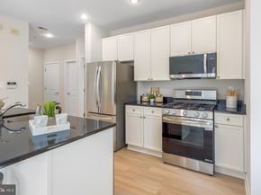 181 E Reed Avenue 103, Alexandria VA 22305