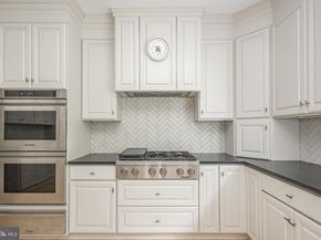 21 Bellinghamshire Place, New Hope PA 18938