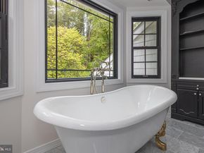21 Bellinghamshire Place, New Hope PA 18938