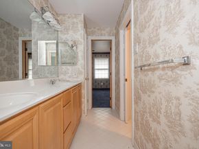 21 Bellinghamshire Place, New Hope PA 18938