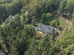 21 Bellinghamshire Place, New Hope PA 18938