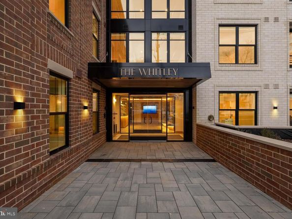 811 N Columbus Street 104, Alexandria VA 22314