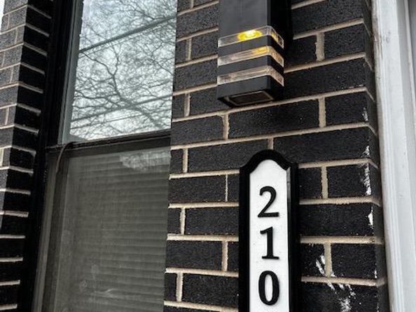 2104 N 7TH Street, Philadelphia PA 19122