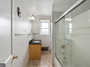 537 Elm Avenue, Upper Darby PA 19082