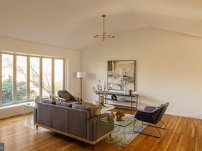 7913 Louise Lane, Glenside PA 19038