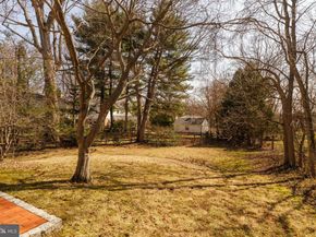 7913 Louise Lane, Glenside PA 19038