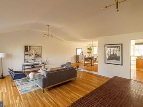 7913 Louise Lane, Glenside PA 19038