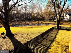 9359 Robnel Place, Vienna VA 22182