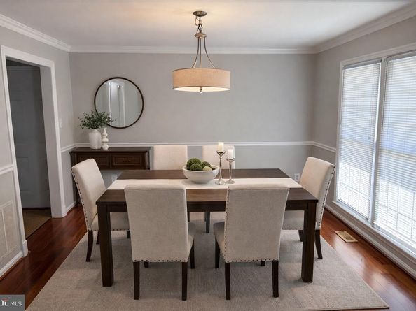 9359 Robnel Place, Vienna VA 22182