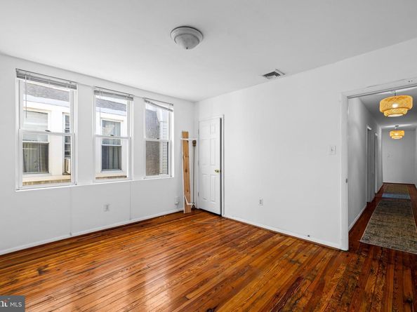 4617 Locust Street, Philadelphia PA 19139