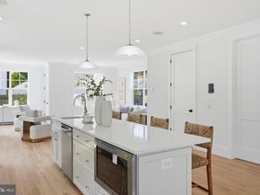 1306 S Poe Street, Arlington VA 22204