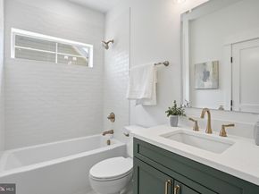 1306 S Poe Street, Arlington VA 22204