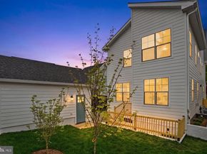 1306 S Poe Street, Arlington VA 22204