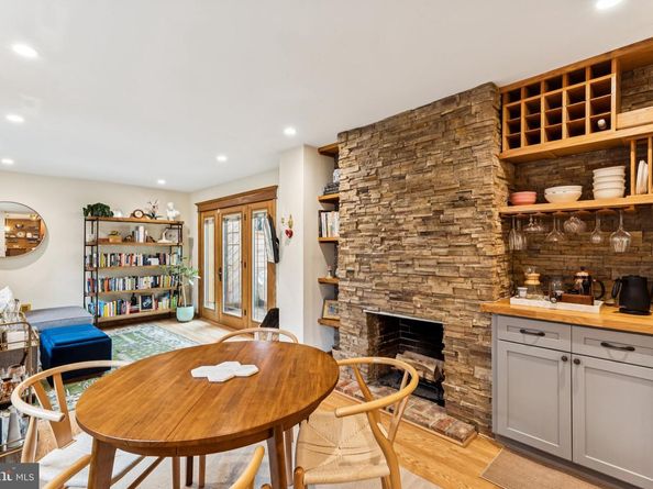 2210R Naudain Street, Philadelphia PA 19146