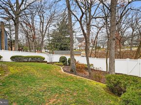 2295 Shawn Court, Dunn Loring VA 22027