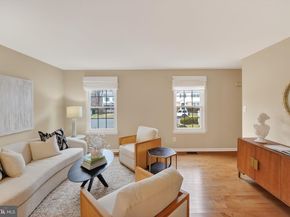 2295 Shawn Court, Dunn Loring VA 22027