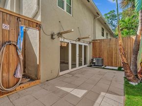 499 SE 13th St 8E, Fort Lauderdale FL 33316