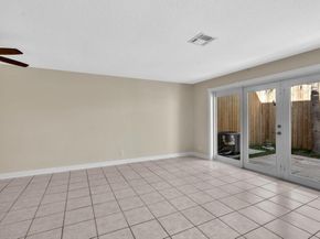 499 SE 13th St 8E, Fort Lauderdale FL 33316