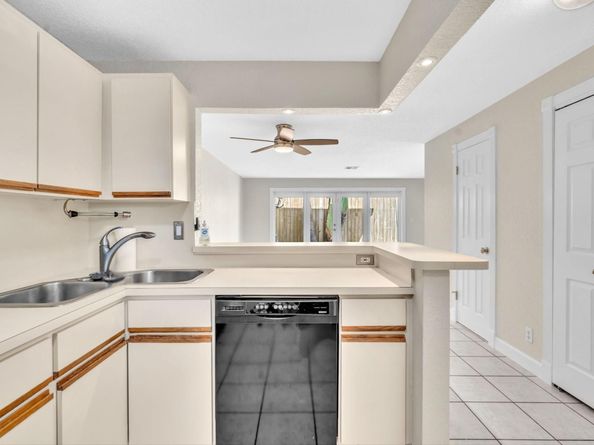 499 SE 13th St 8E, Fort Lauderdale FL 33316