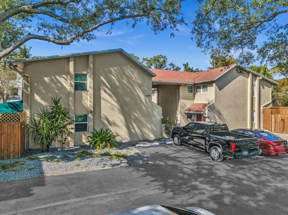 499 SE 13th St 8E, Fort Lauderdale FL 33316