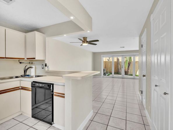 499 SE 13th St 8E, Fort Lauderdale FL 33316