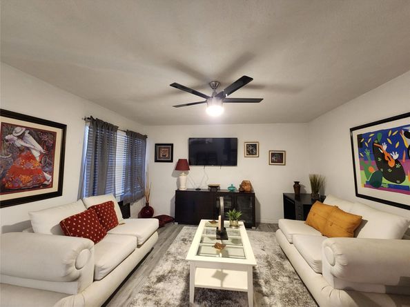 17090 NE 14th Ave 211, North Miami Beach FL 33162