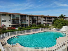 17090 NE 14th Ave 211, North Miami Beach FL 33162