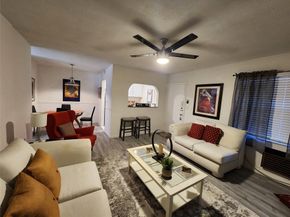 17090 NE 14th Ave 211, North Miami Beach FL 33162