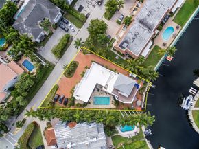 1121 Bel Air Dr, Highland Beach FL 33487