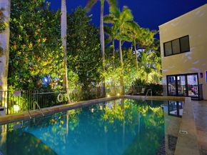 1121 Bel Air Dr, Highland Beach FL 33487