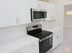 1121 Bel Air Dr, Highland Beach FL 33487
