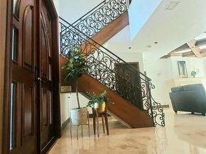 2626 Barcelona Dr, Fort Lauderdale FL 33301