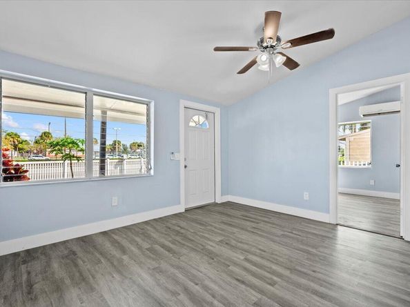 4740 10th Avenue N, Lake Worth FL 33463