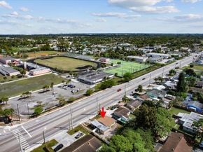 4740 10th Avenue N, Lake Worth FL 33463