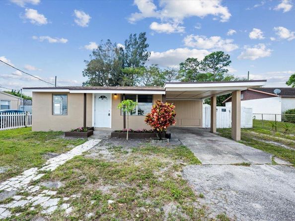 4740 10th Avenue N, Lake Worth FL 33463