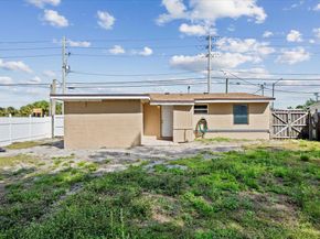 4740 10th Avenue N, Lake Worth FL 33463