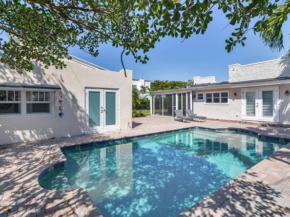 222 Greenwood Drive, West Palm Beach FL 33405