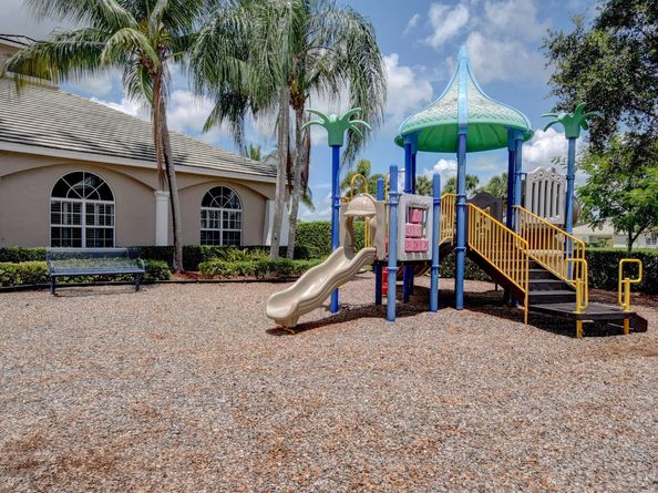 8722 San Andros, West Palm Beach FL 33411