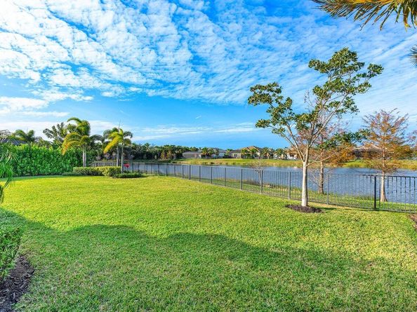 11533 Jeannine Street, Palm Beach Gardens FL 33412