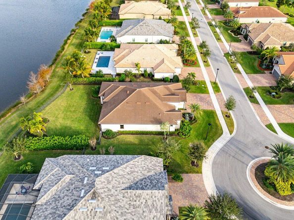 11533 Jeannine Street, Palm Beach Gardens FL 33412